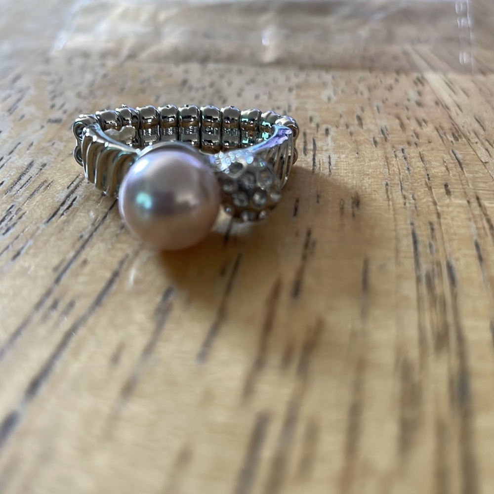 Adjustable Ring - Picture 2 of 4